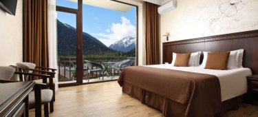 SUPERIOR TRIPLE ROOM WITH BALCONY