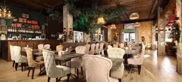 The restaurant of the Grand Chalet Hotel (Arkhyz)